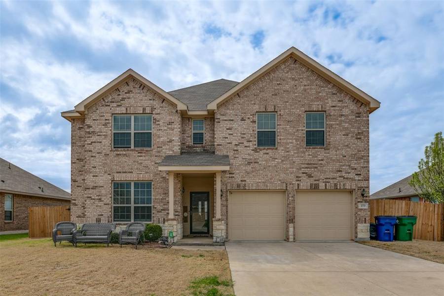 273 Saddlebrook Lane, Waxahachie, TX 75165