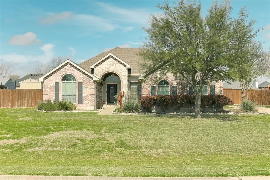 110 Wilshire Circle, Waxahachie, TX 75165