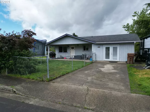 214 NE SANDY TER, Myrtle Creek, OR 97457