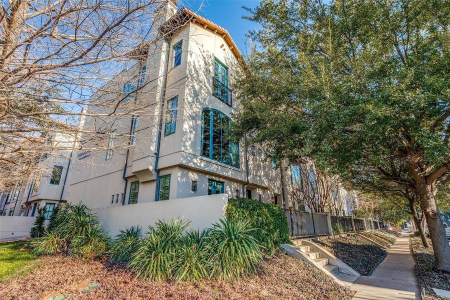 4406 Bowser Avenue #17, Dallas, TX 75219