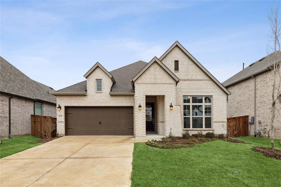 4028 Crepe Myrtle Street, Aubrey, TX 76227