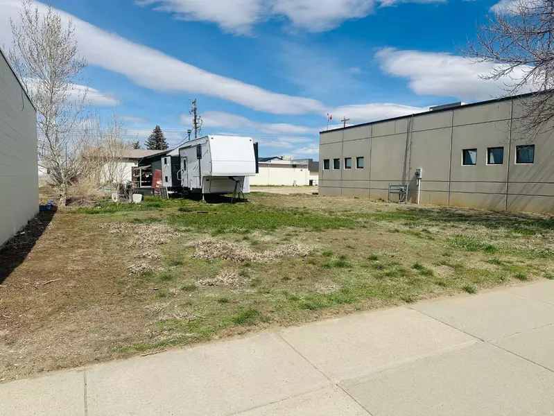 508 2 AVE North, Vauxhall, AB T0K 2K0