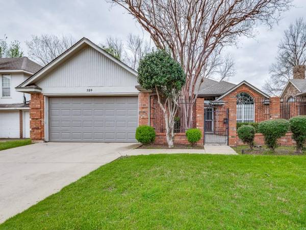 324 Lexington Lane, Euless, TX 76039