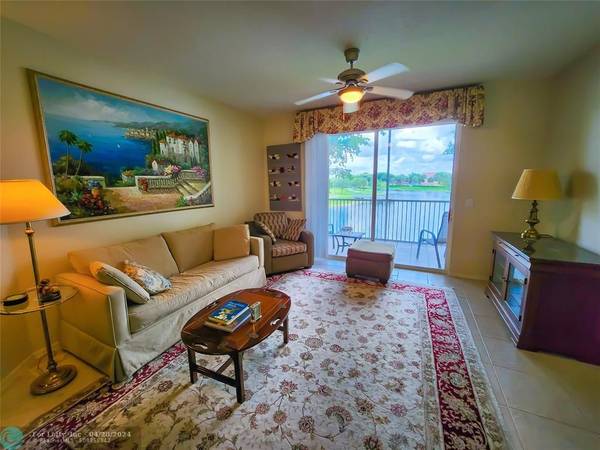 7755 Yardley Dr  #209, Tamarac, FL 33321