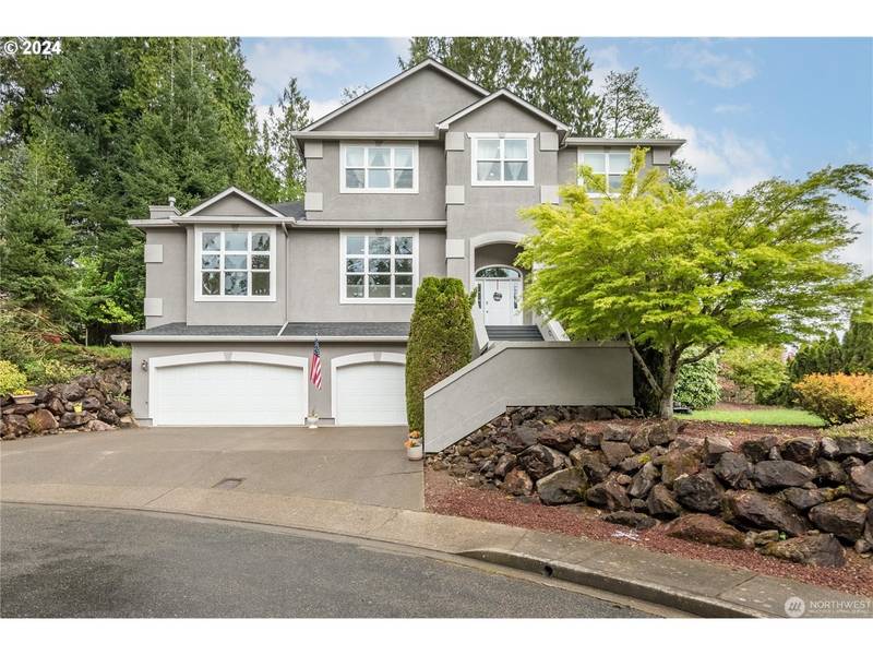 250 W ST JAMES PL, Longview, WA 98632