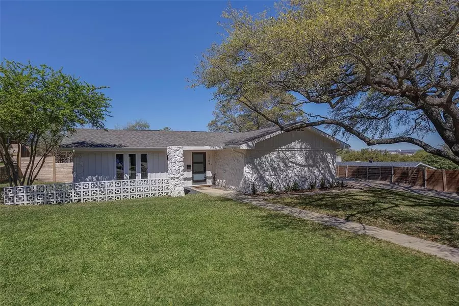 1704 Malibar Road, Fort Worth, TX 76116