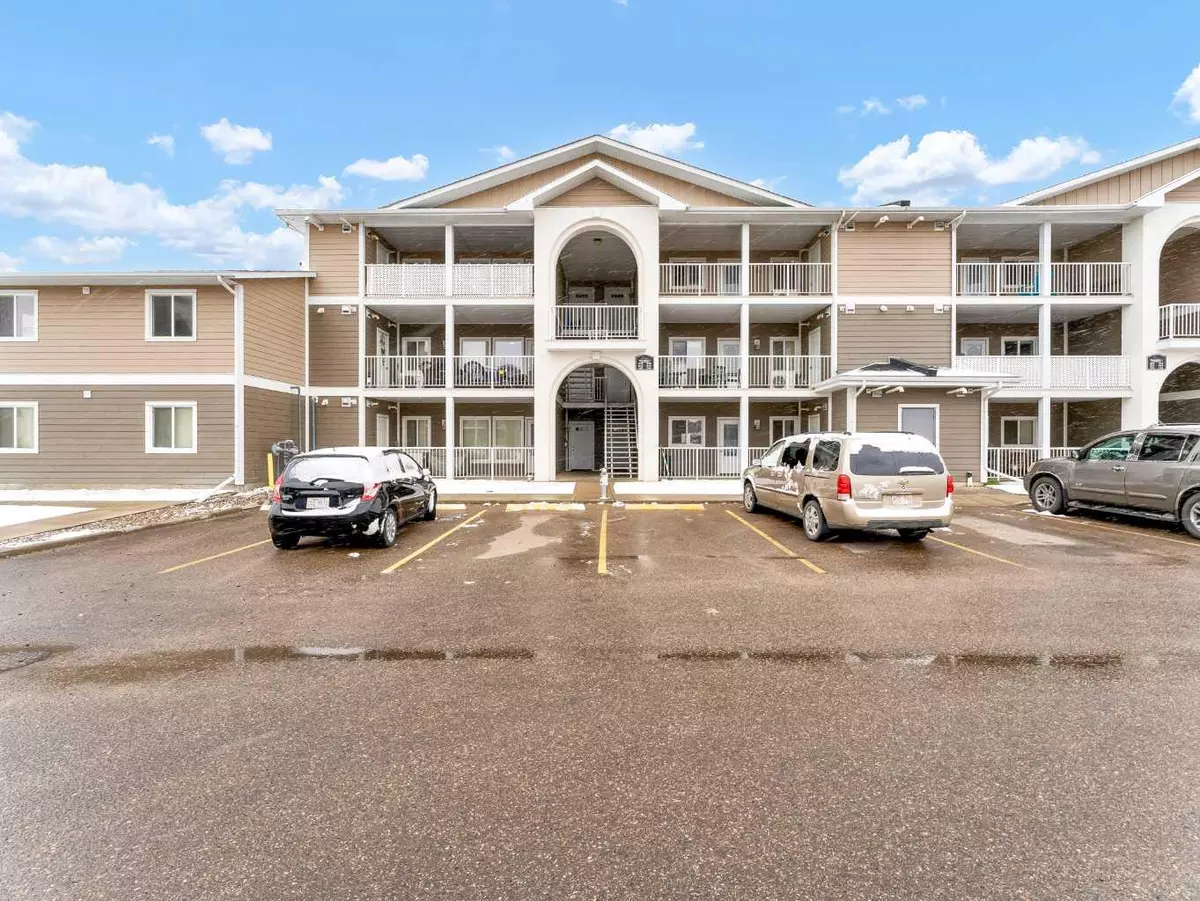 Medicine Hat, AB T1B 0M5,349 Southlands Pointe SE