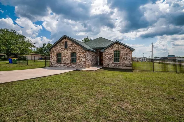 403 W 5th Street,  Venus,  TX 76084