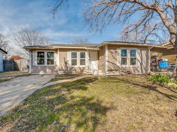 3305 Tom Ellen Street, Fort Worth, TX 76111