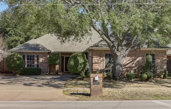 3803 Morris Lane, Arlington, TX 76016