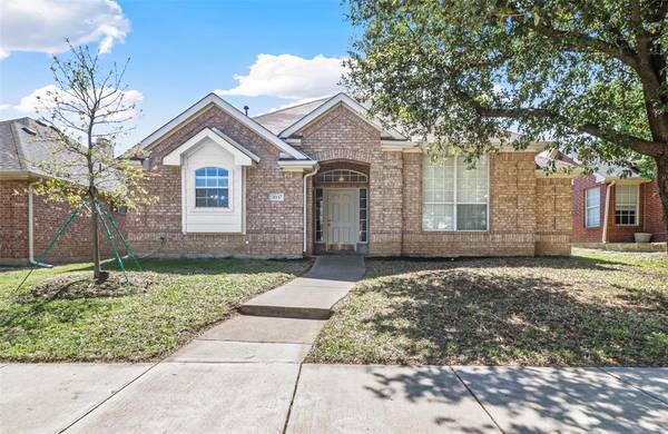 2037 Reddenson Drive, Carrollton, TX 75010