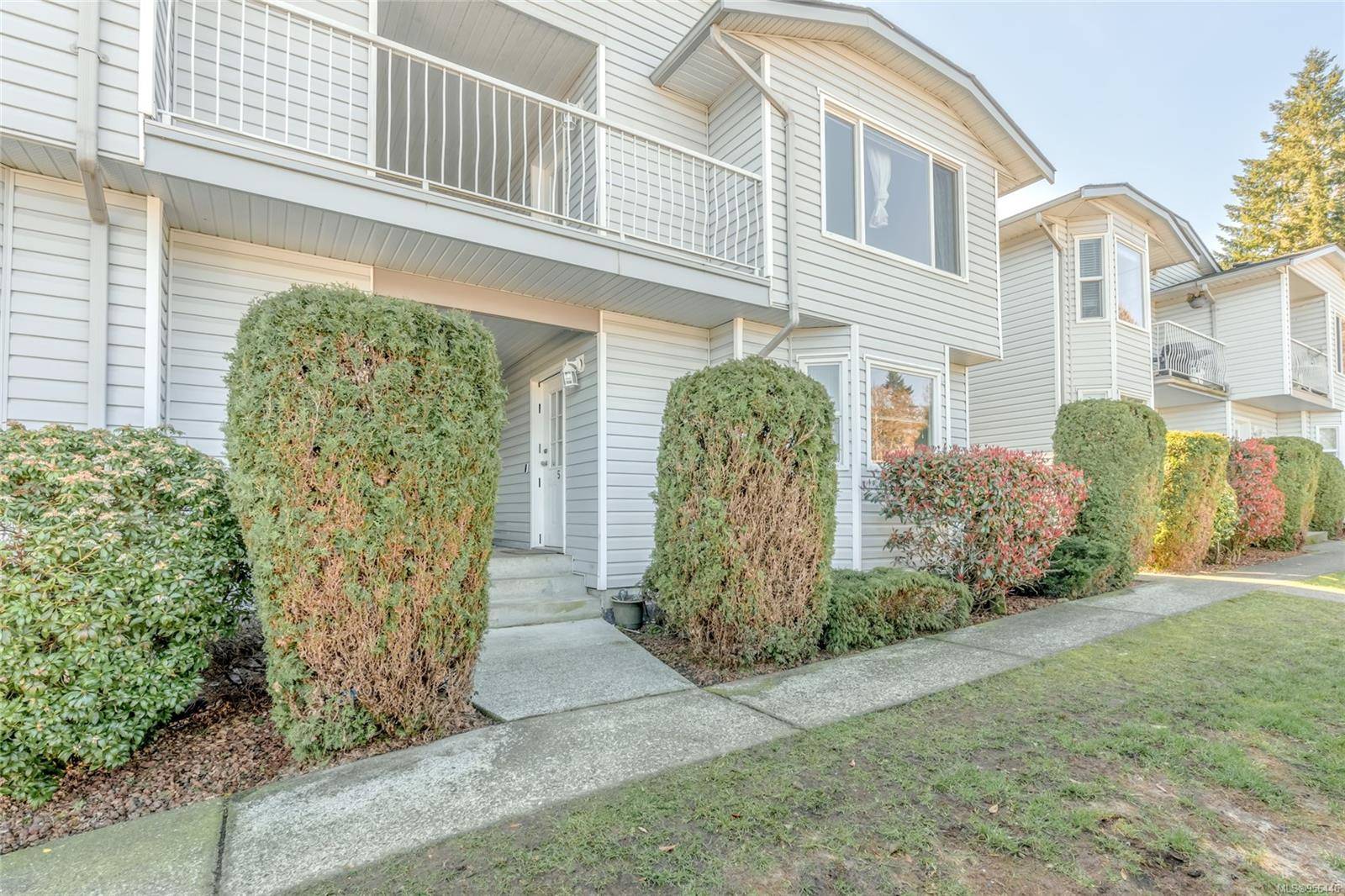 Nanaimo, BC V9R 6V4,272 Harwell Rd #7