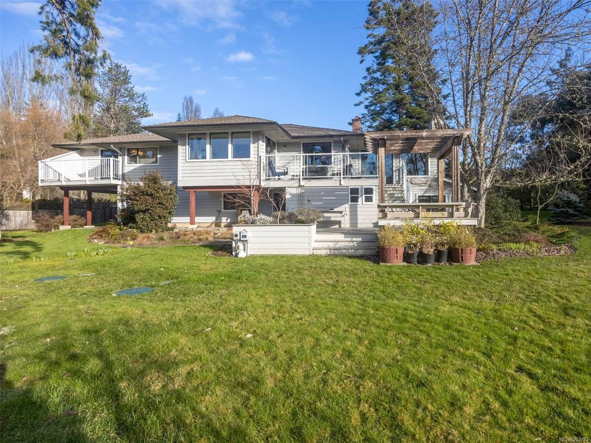 North Saanich, BC V8L 5G1,9170 Jura Rd