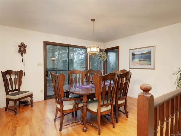 Saanich, BC V8Y 1C6,1004 Spiritwood Pl