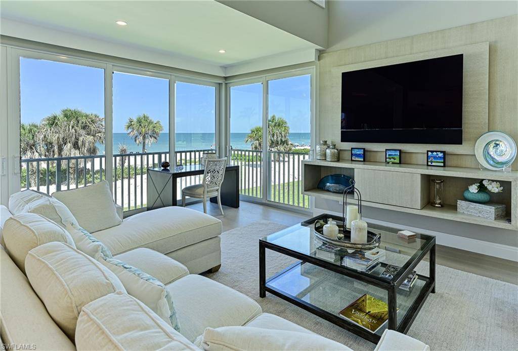 Bonita Springs, FL 34134,143 Barefoot CIR 5