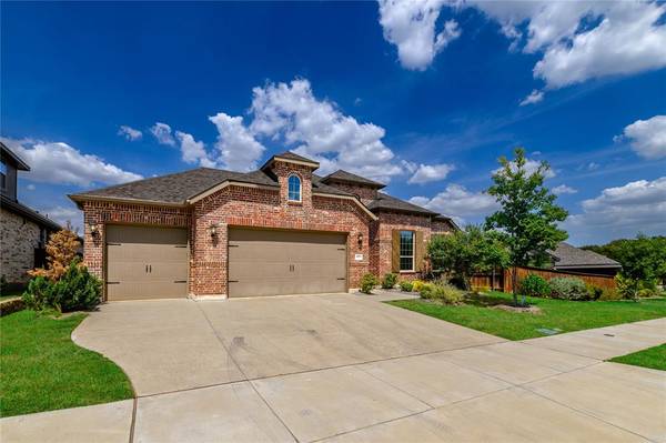 9517 Voyager Vista,  Oak Point,  TX 75068