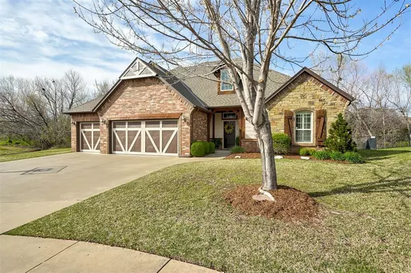 Oklahoma City, OK 73151,10636 Timber Oak Drive