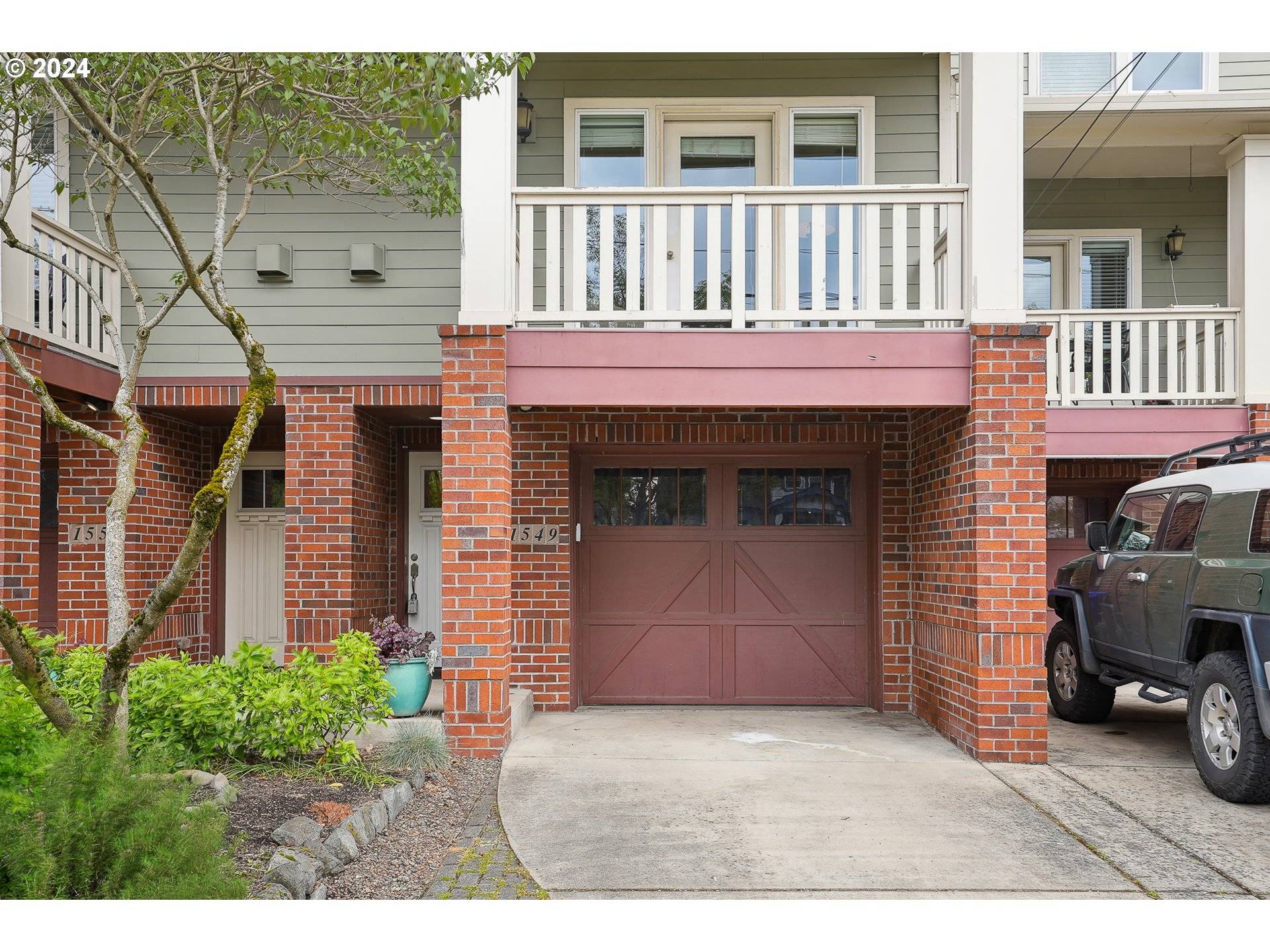 Portland, OR 97217,1549 N PRESCOTT ST #2