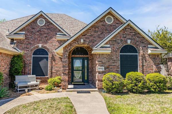 2243 Pecan Street, Bonham, TX 75418