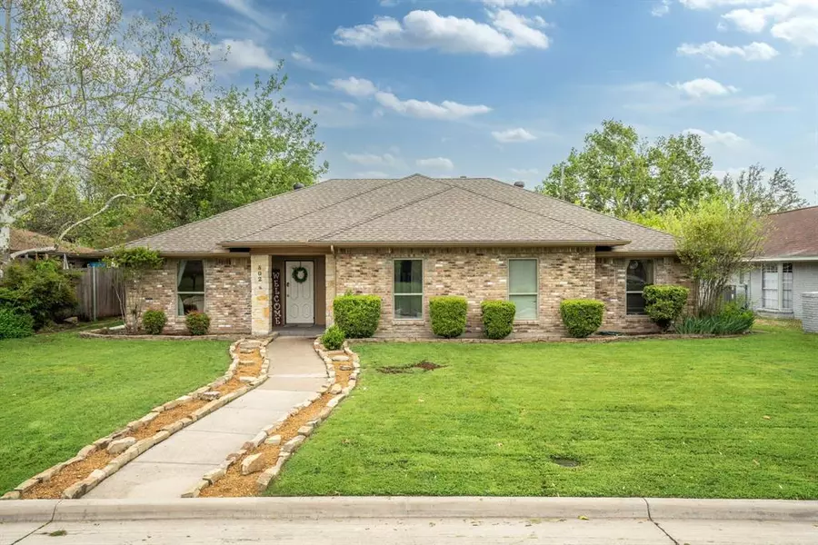 802 Sandy Trail Drive, Allen, TX 75002