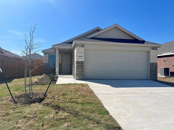 14941 Trapper Trail, Fort Worth, TX 76052