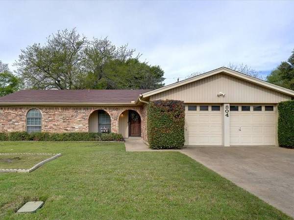 804 Opal Street, Saginaw, TX 76179