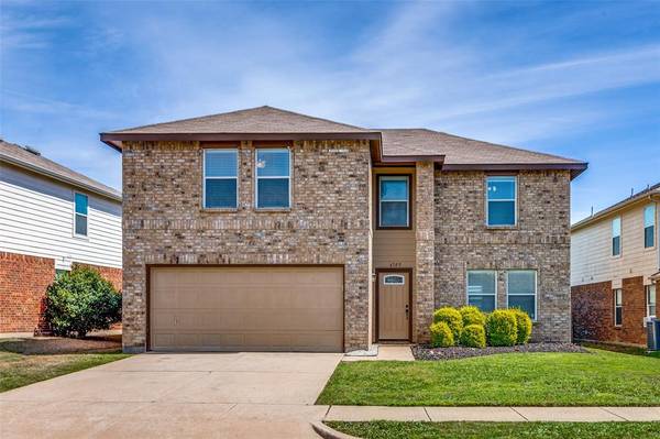 4705 Waterford Drive, Fort Worth, TX 76179