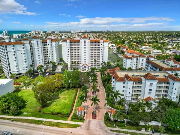 400 Flagship DR 707, Naples, FL 34108