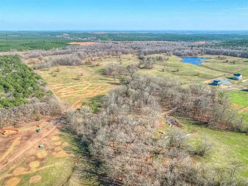 197 Deer Valley Circle, Broken Bow, OK 74278