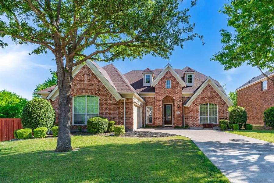 9813 Forest Hill Court, Rowlett, TX 75089