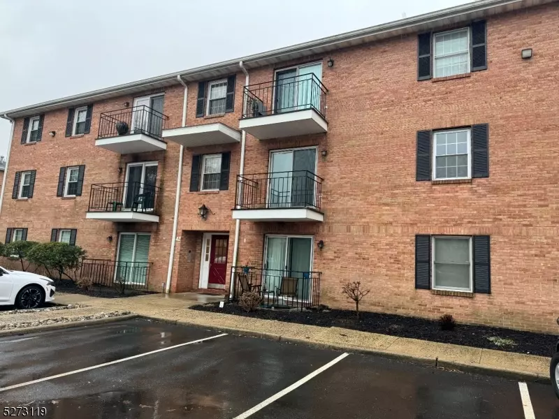 42 John St #2C, Bloomfield Twp., NJ 07003