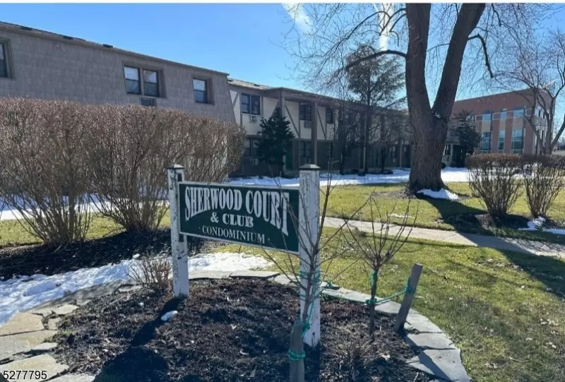 500 Cliffwood Ave W #D10, Matawan Boro, NJ 07747