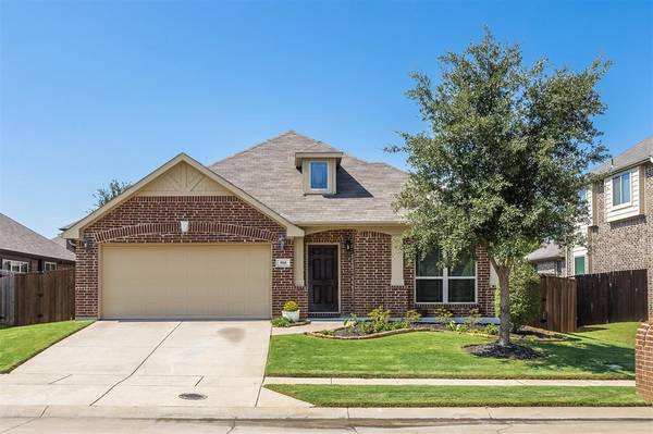 908 Longhorn Drive, Aubrey, TX 76227