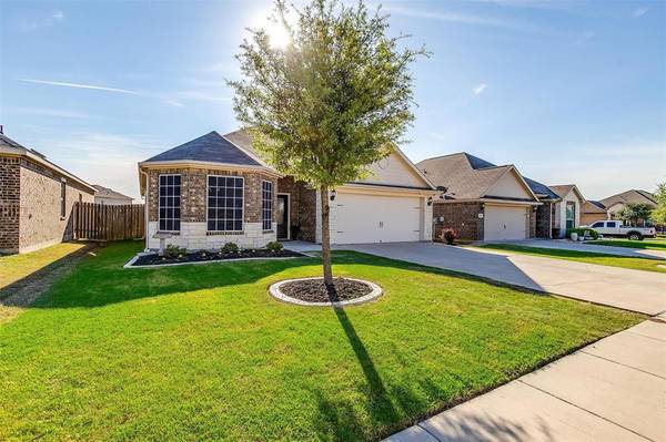 13653 Helix Bridge Way, Crowley, TX 76036