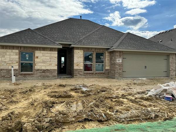 1031 Moss Grove Trail, Justin, TX 76247