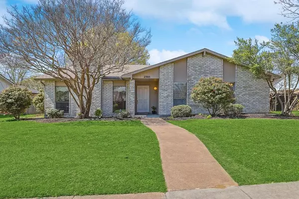 2305 Travis Drive,  Plano,  TX 75093