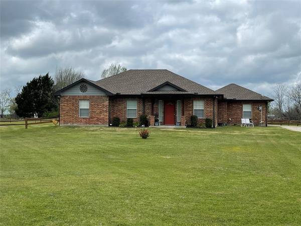 190 N Spikes Road, Corsicana, TX 75110