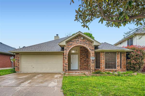 3949 Sword Dancer Way, Grand Prairie, TX 75052