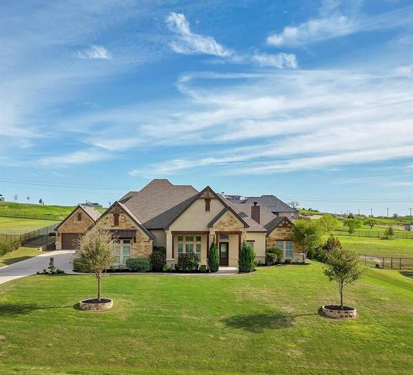 200 Bearclaw Circle, Aledo, TX 76008