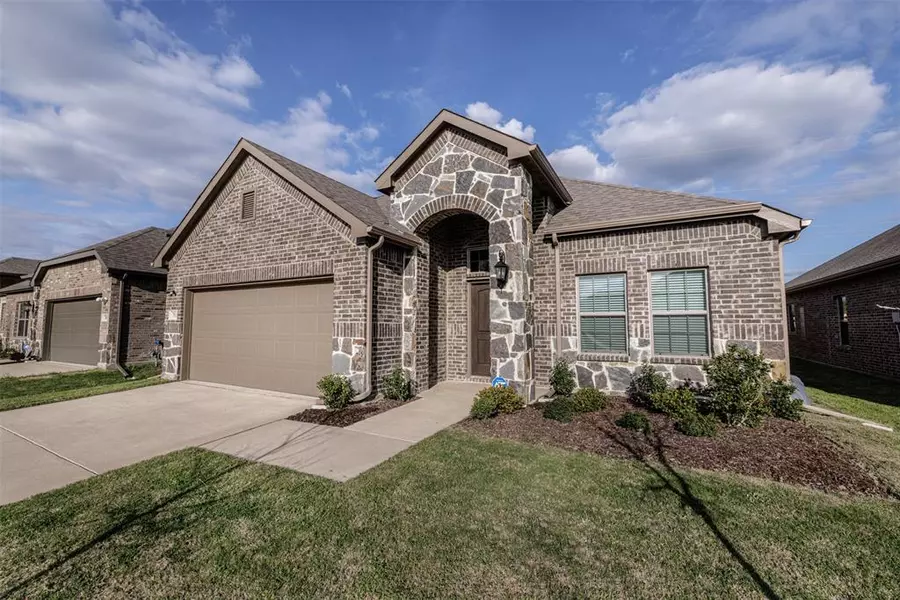 7811 Ashwood Drive, Greenville, TX 75402