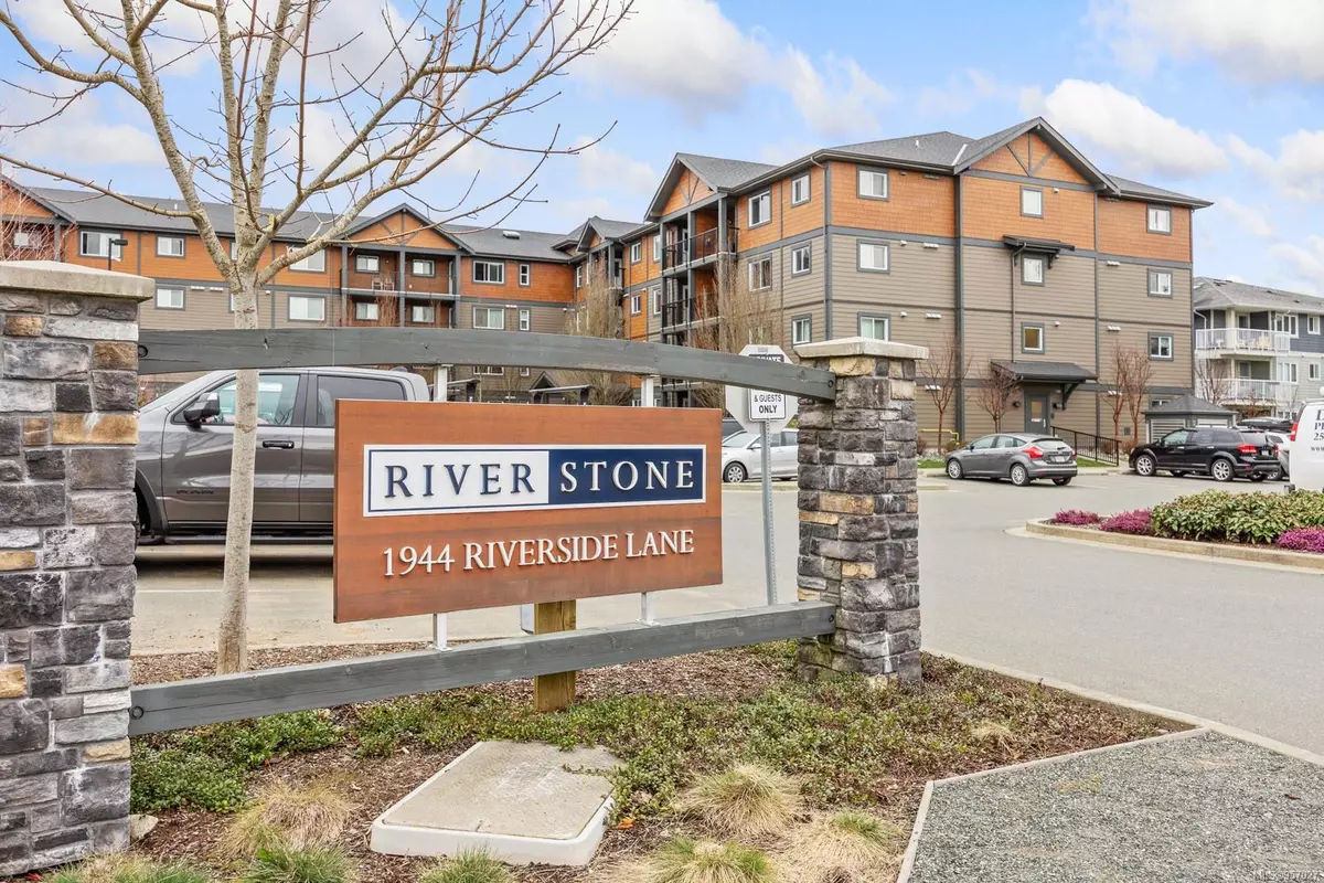 Courtenay, BC V9N 0E5,1944 Riverside Lane #203