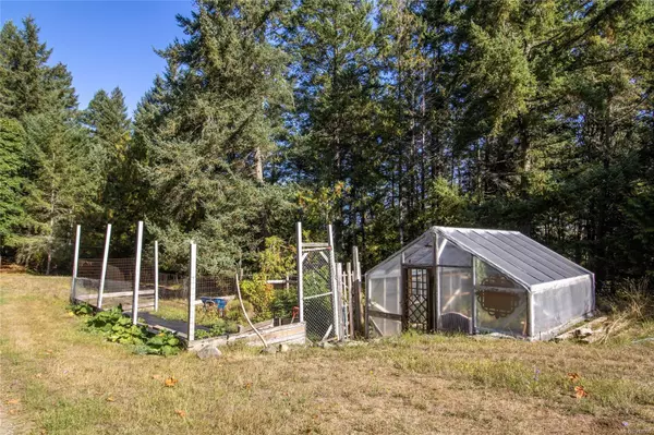 Pender Island, BC V0N 2M1,5410 Hooson Rd