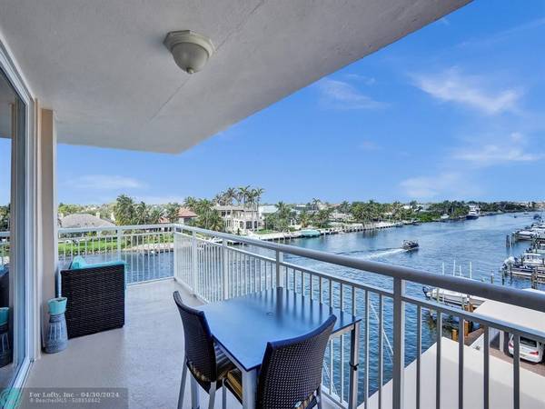 Hillsboro Beach, FL 33062,1050 Hillsboro Mile  #407W