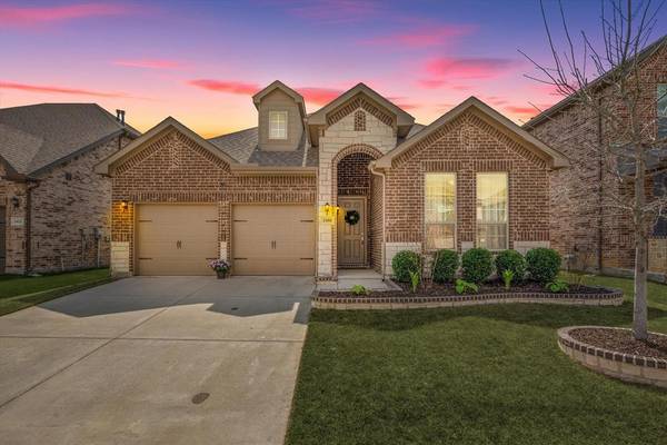 2408 Whispering Pines Drive, Fort Worth, TX 76177