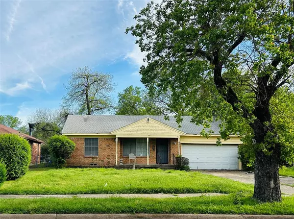 9570 Crestshire Drive, Dallas, TX 75227