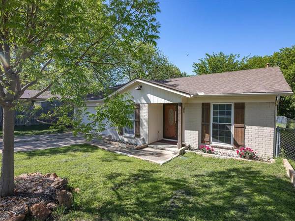 8312 Downe Drive, White Settlement, TX 76108