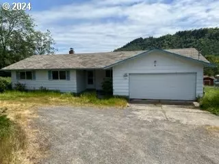 Winston, OR 97496,744 SE EDGEWOOD ST