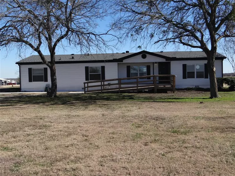 7325 Fm 36, Quinlan, TX 75474