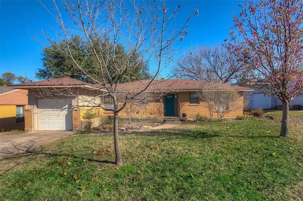 4805 S Ridge Terrace, Fort Worth, TX 76133