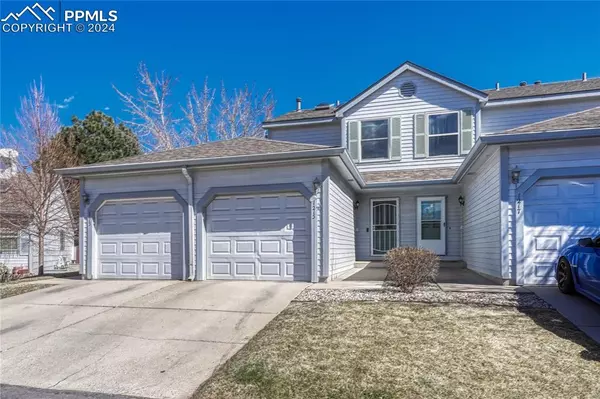 1215 Firefly CIR, Colorado Springs, CO 80916